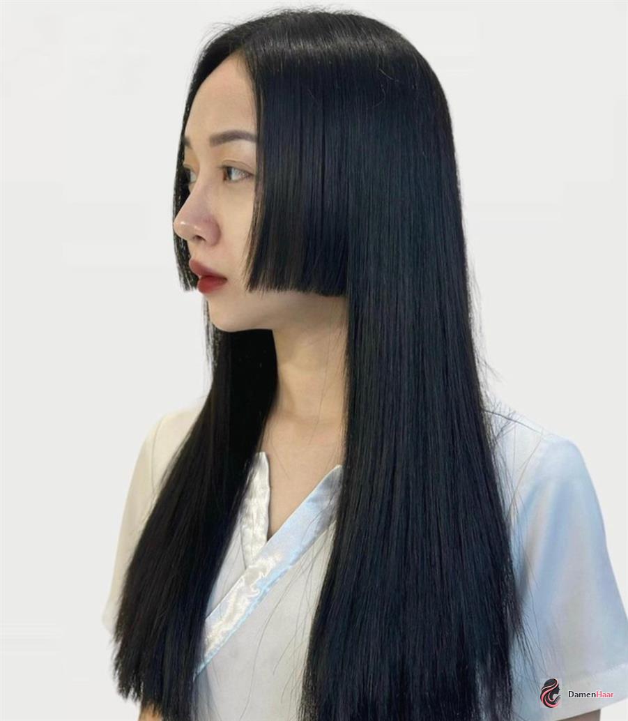 Hime-Schnitt ohne Pony mit langen glatten Haaren