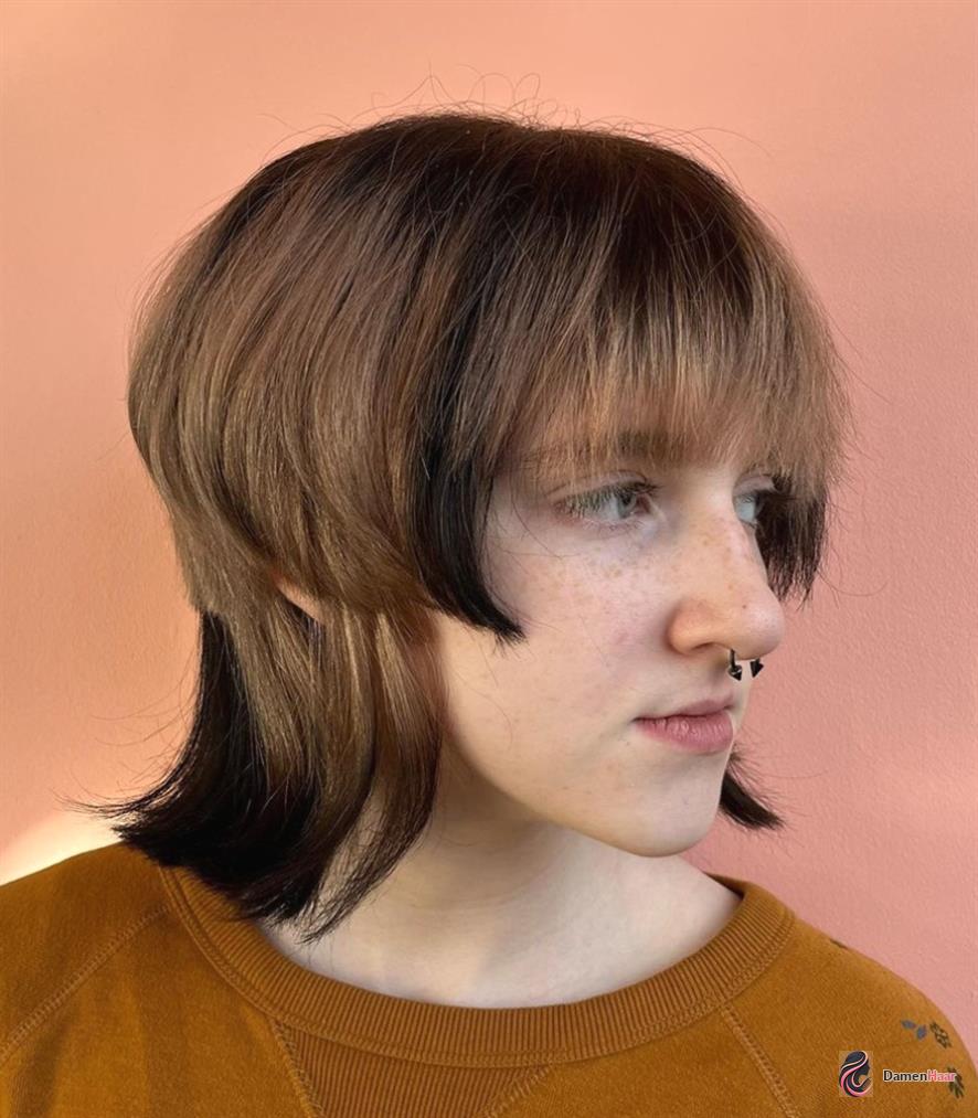 Nackenlanger Hime-Look mit ausgestellten Enden Kurzer Quallen-Style mit nach außen gestylten Spitzen